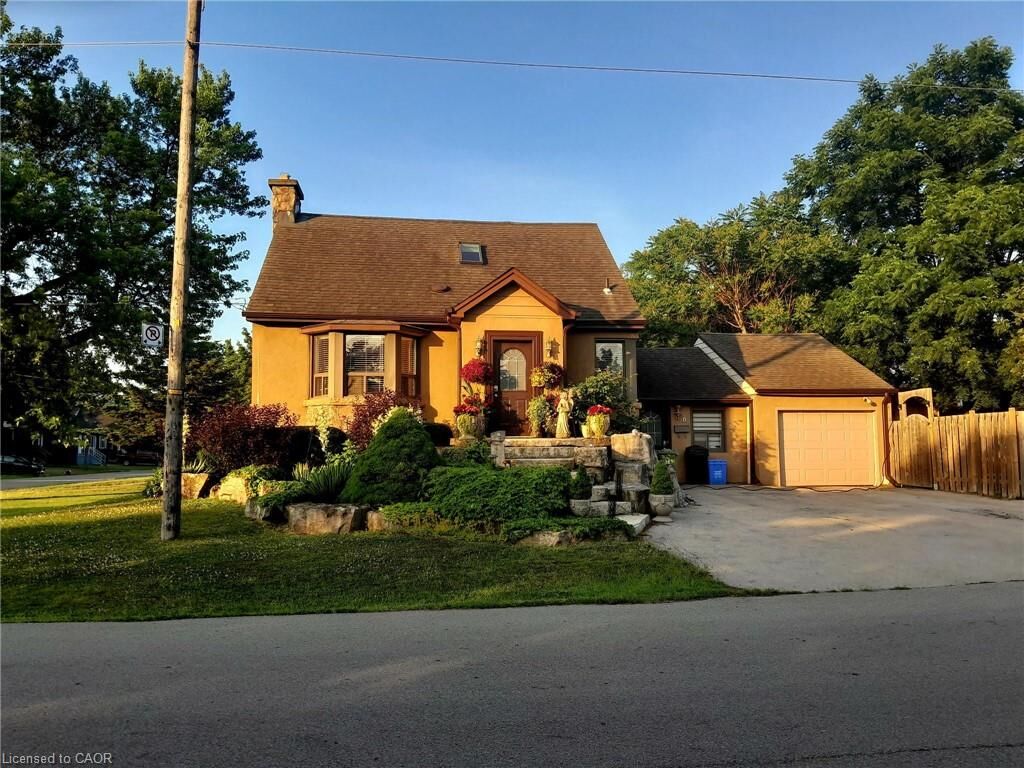 Property Photo: 1 Galbraith Drive ON L8G 1Z6