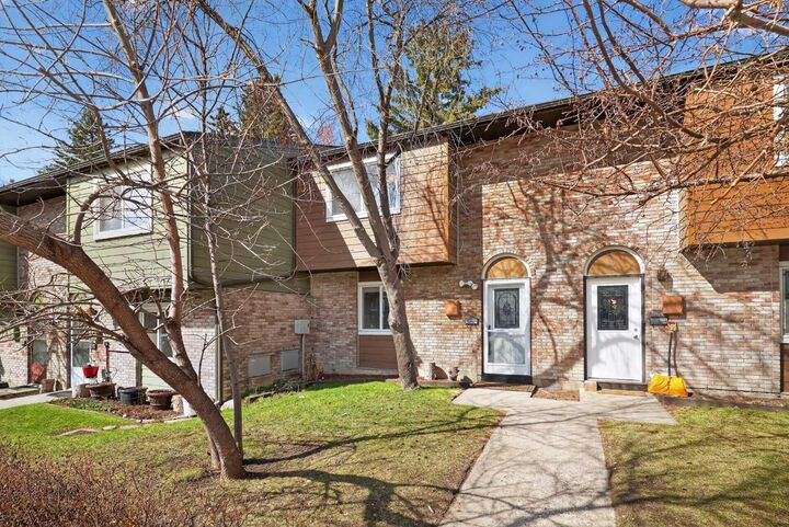 Property Photo:  210 86 Avenue SE 79  AB T2H 1N6 