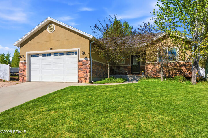 Property Photo: 5232 Saddle Drive UT 84055