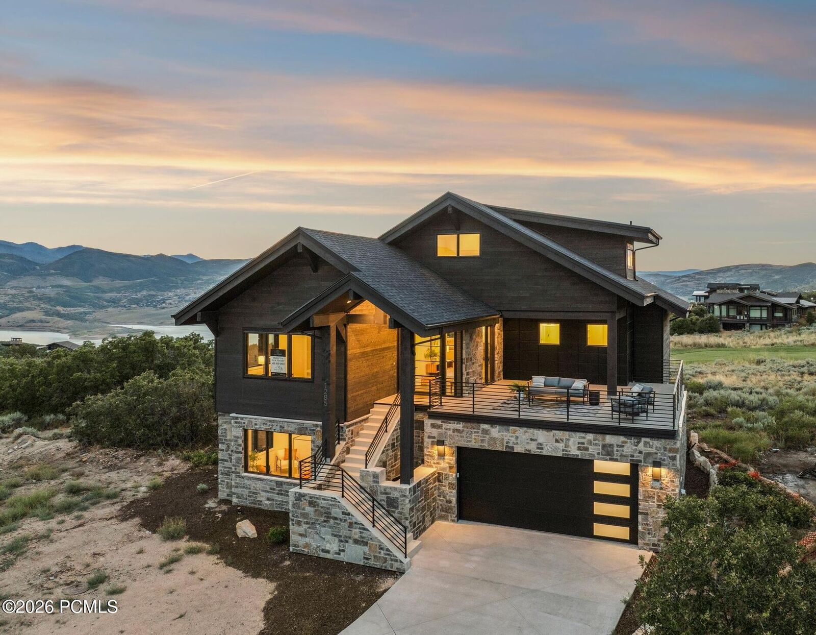 Property Photo: 1285 E Lasso Trail UT 84036