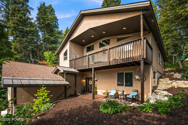 Property Photo: 525 Upper Evergreen Drive UT 84098