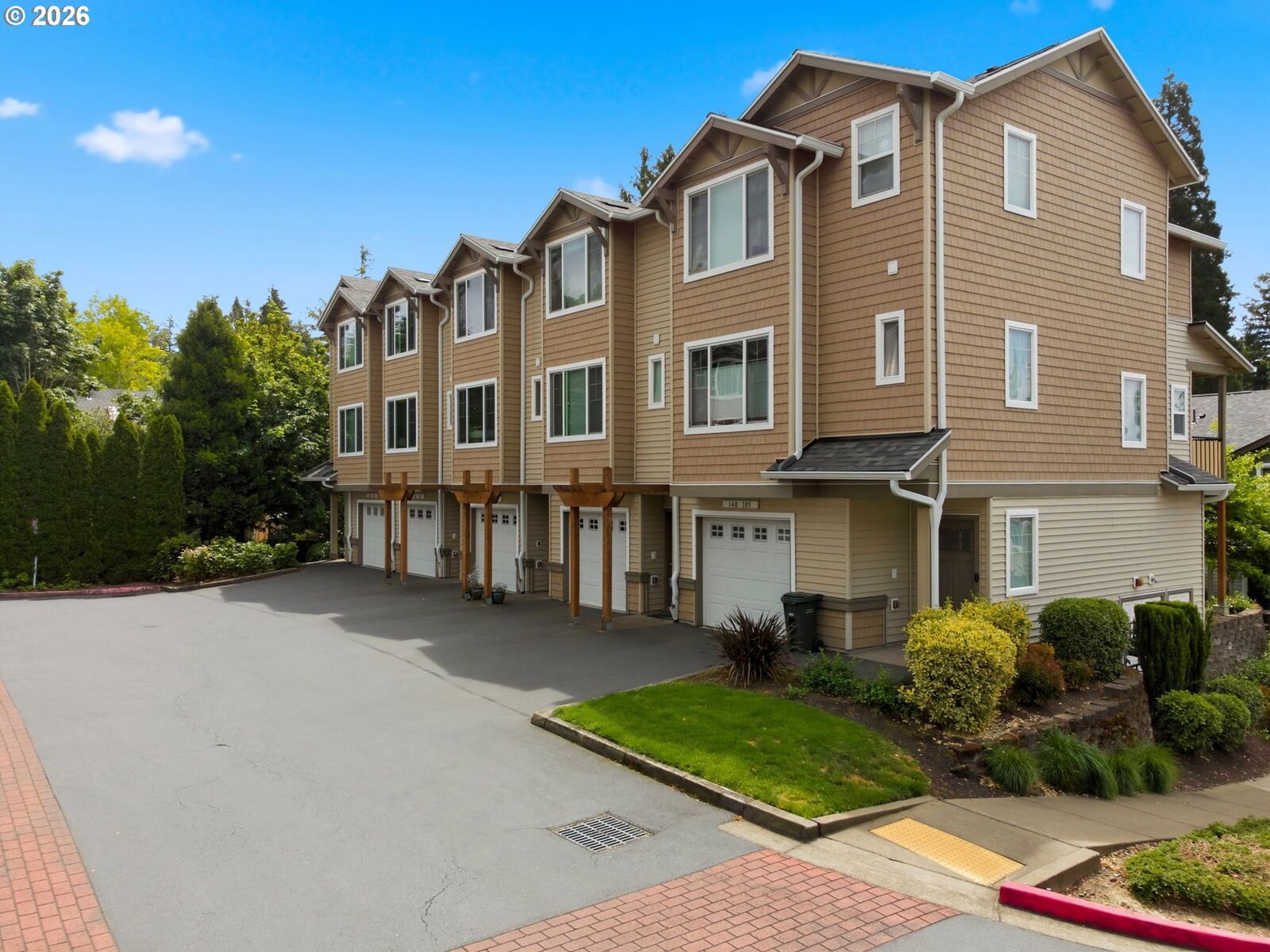 Property Photo:  340 NW 116th Ave 103  OR 97229 