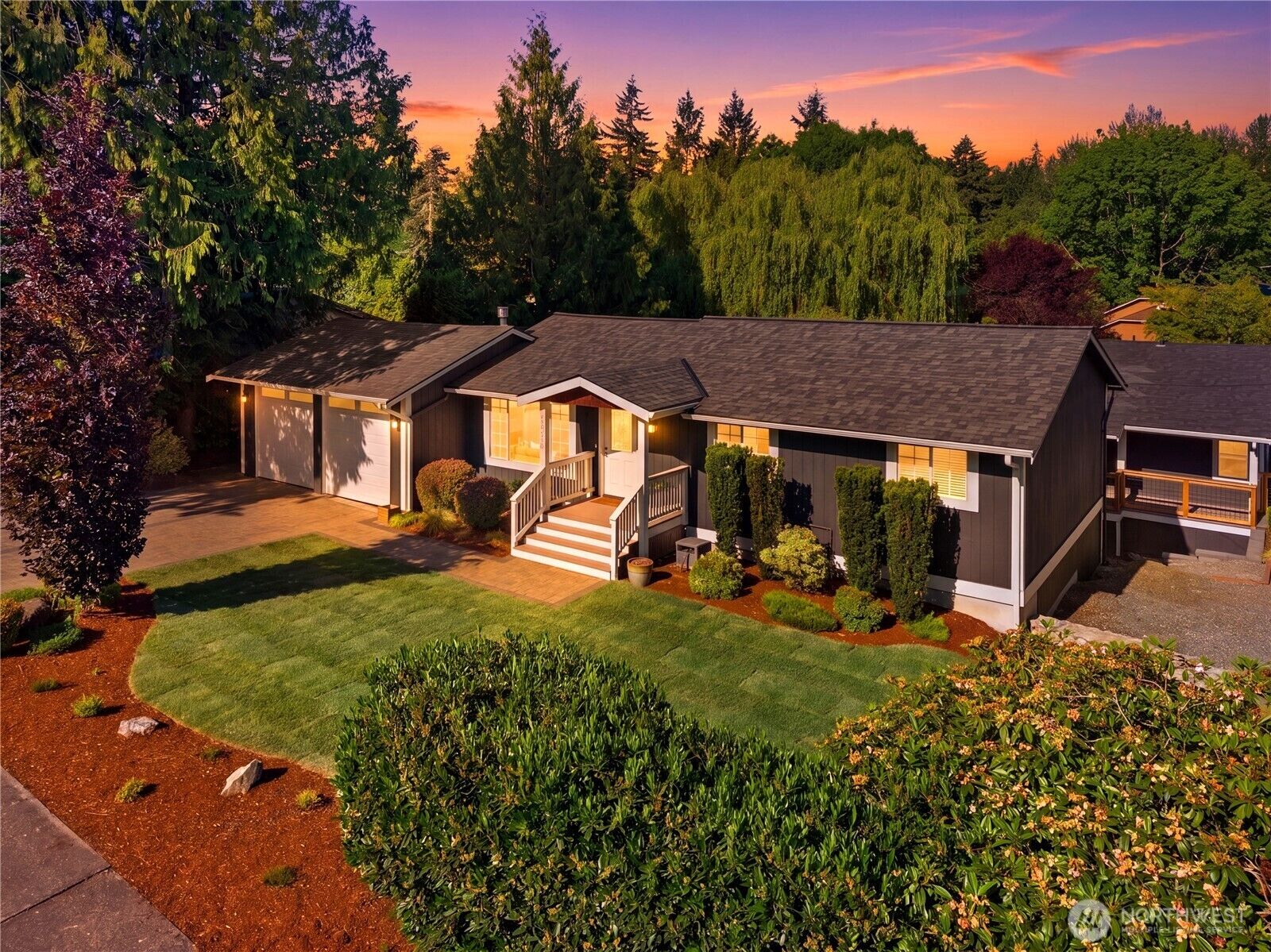 Property Photo:  13115  80th Avenue NE  WA 98034 