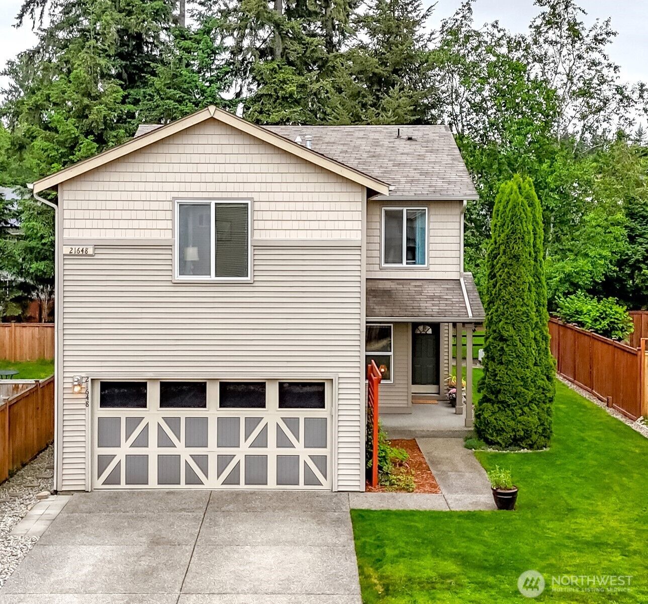 Property Photo:  21648 SE 297th Terrace  WA 98042 