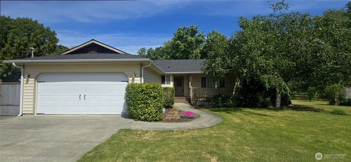Property Photo:  2412 N Pearl Street  WA 98531 