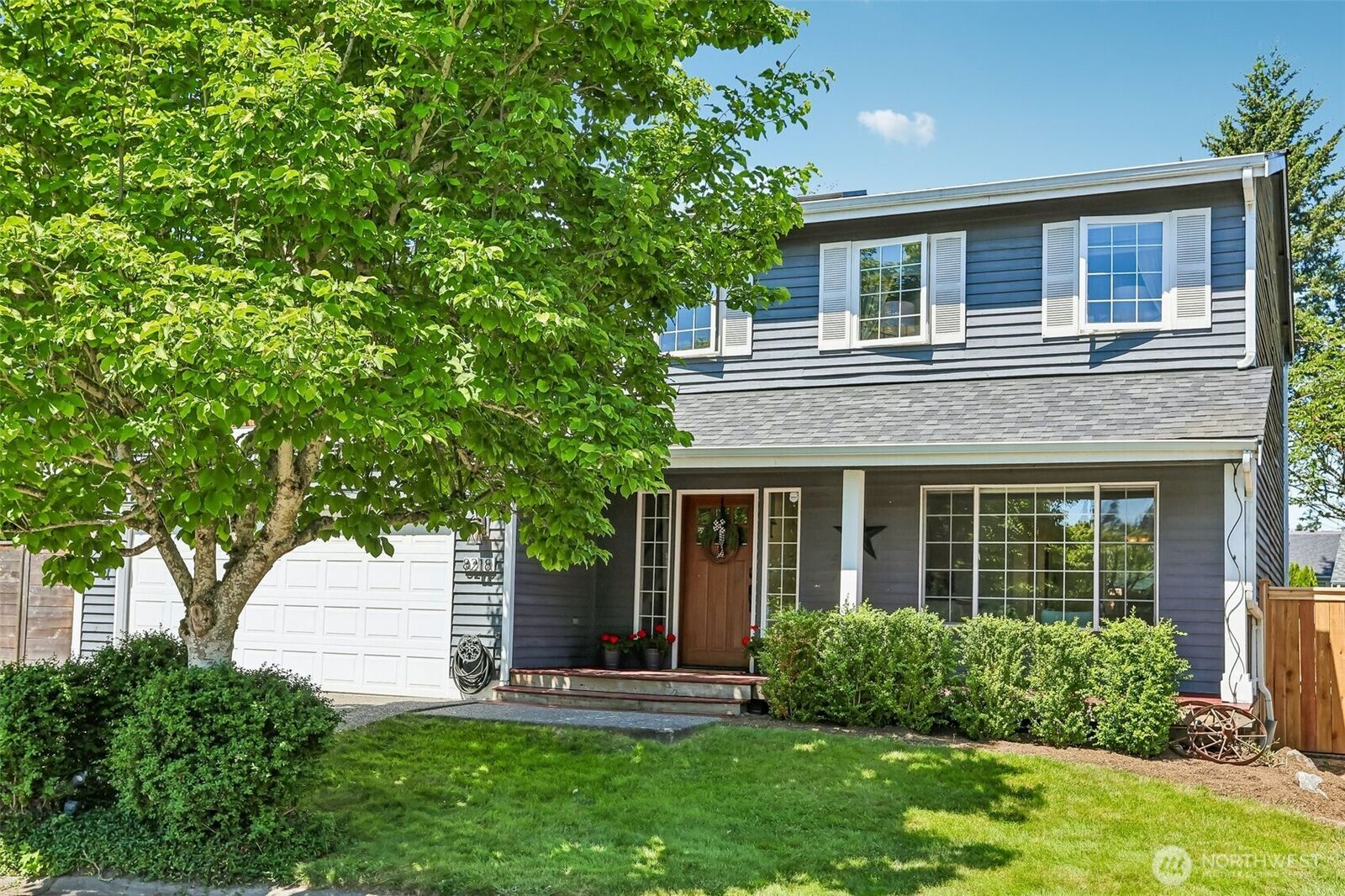 Property Photo:  8218 NE 125th Court  WA 98034 