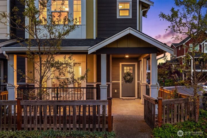 Property Photo:  3280 SW Graham Street 601  WA 98126 