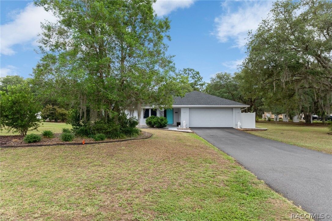 Property Photo:  5405 N Bedstrow Boulevard  FL 34465 