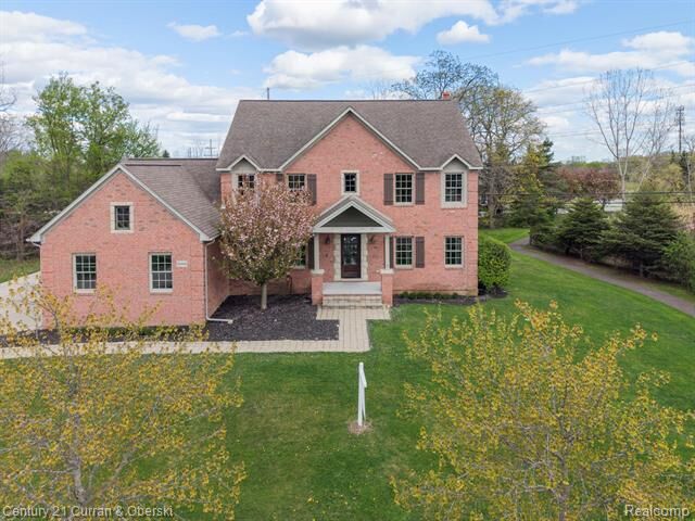 Property Photo: 20806 Deerfield MI 48335