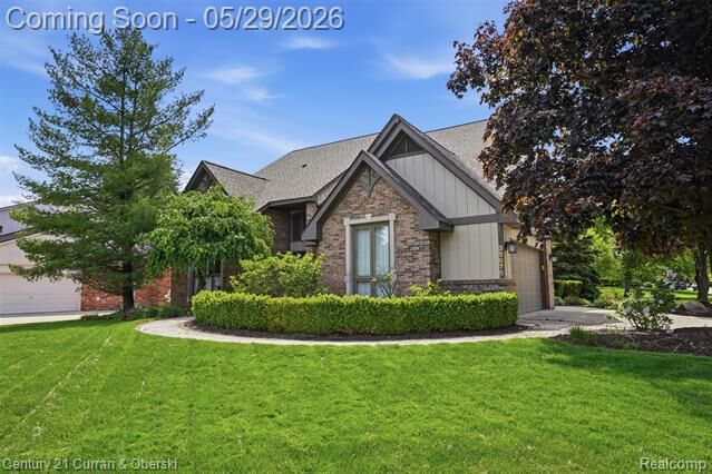 Property Photo:  35975 King Edward Drive  MI 48331 