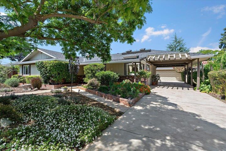 Property Photo:  925 South Baywood Avenue  CA 95128 