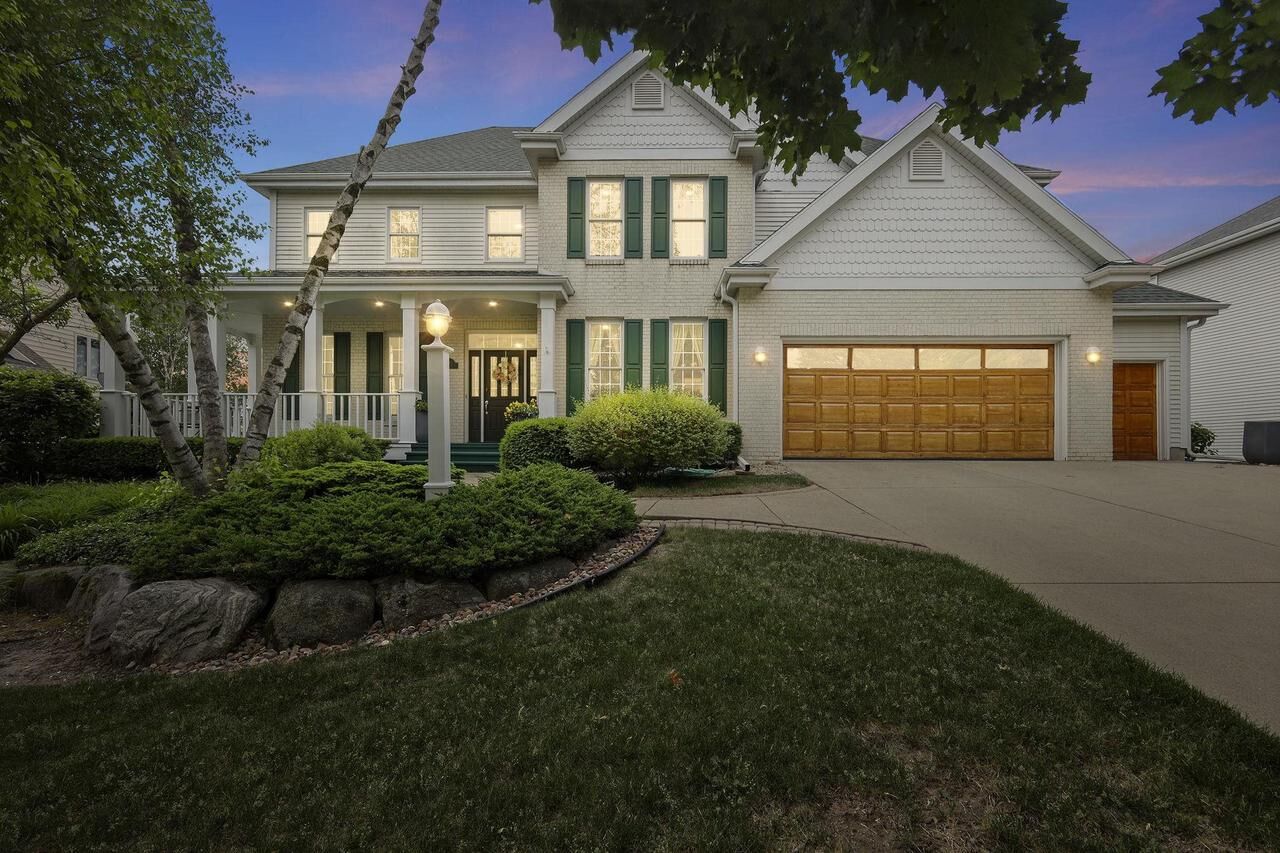 Property Photo:  7317 Southern Oak Place  WI 53719 