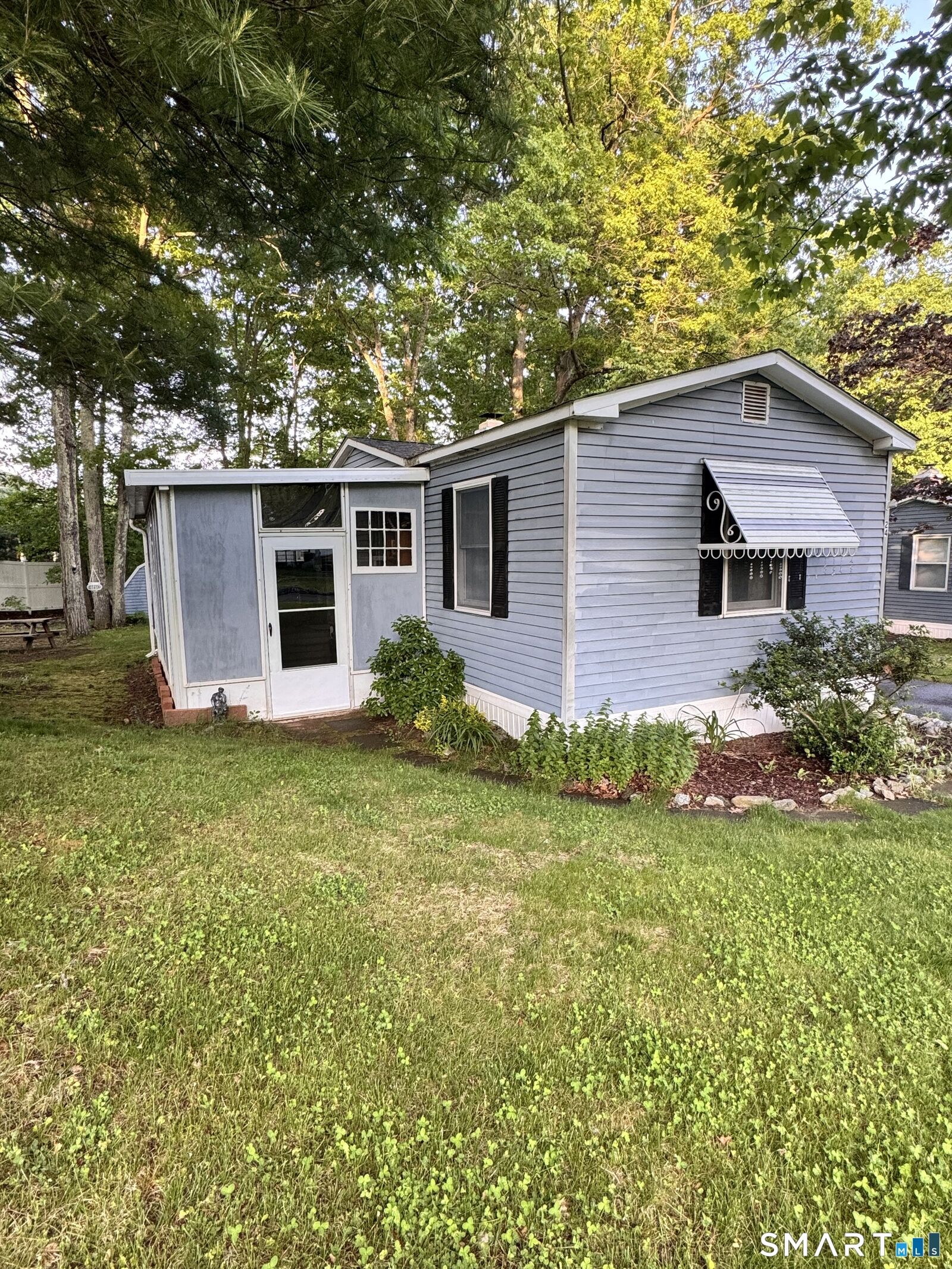Property Photo:  24 Stonewood Terrace  CT 06066 