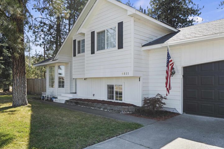 Property Photo:  6811 W Johannsen Ave  WA 99026 