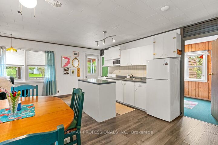 23 Woodstock Avenue — photo 1