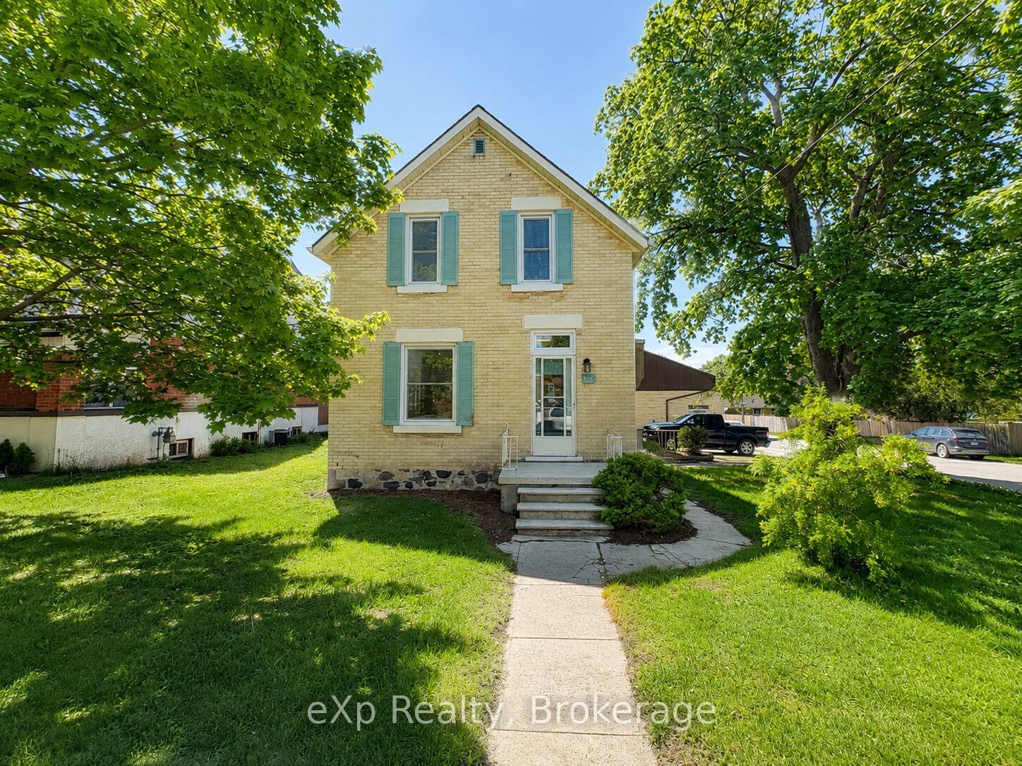 Property Photo: 595 9th Street ON N4N 1M7
