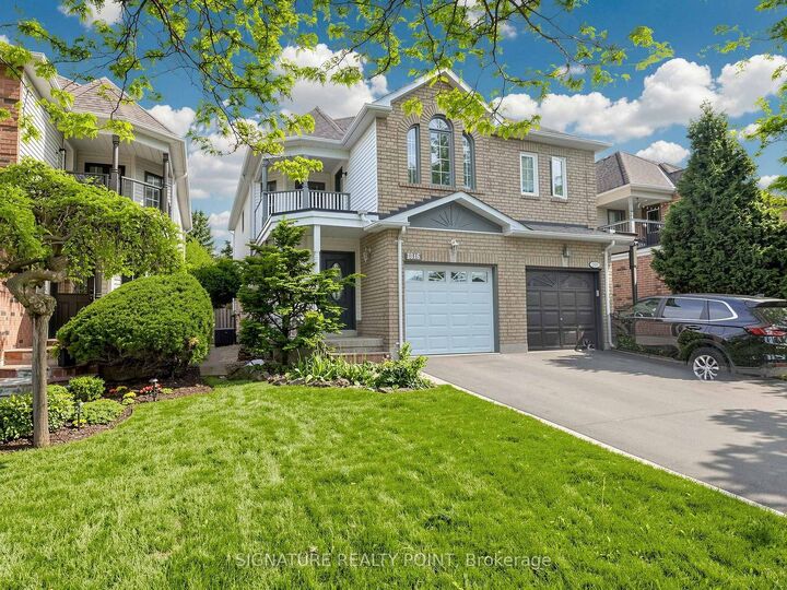 Property Photo: 1816 Hobson Drive ON L7L 6L7