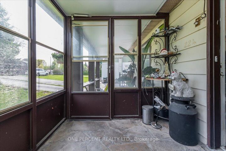 Property Photo: 224 Foster Drive ON L4N 3X8