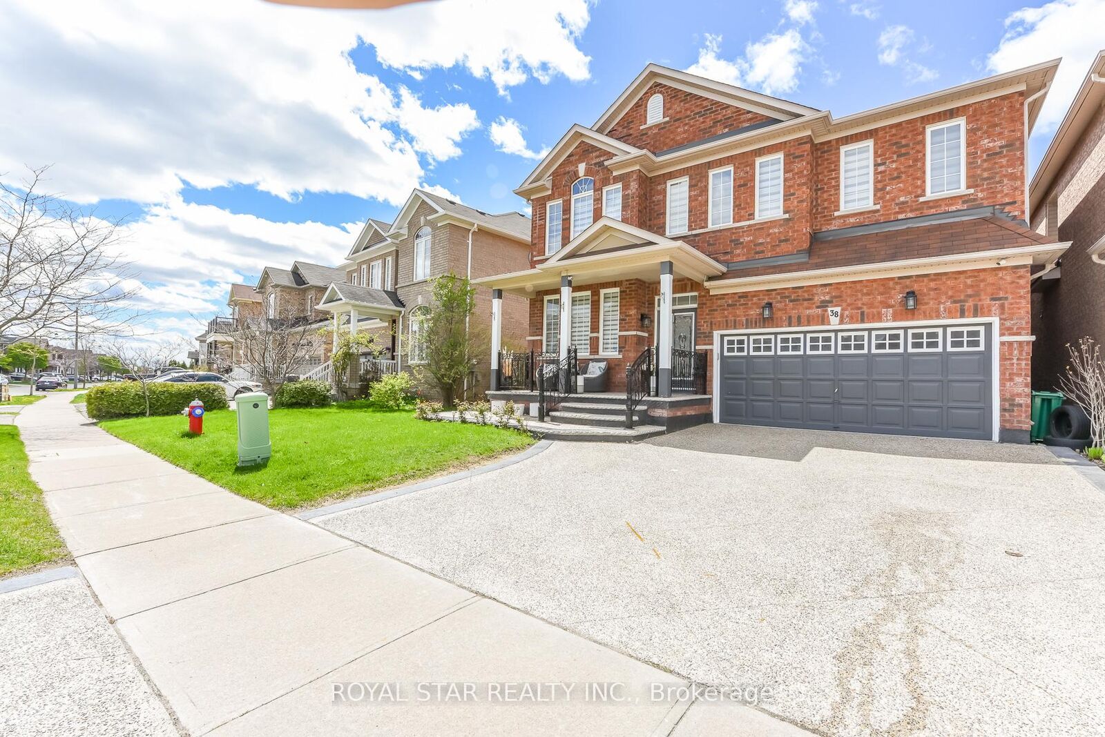 Property Photo: 38 Robitaille Drive ON L6R 0H6