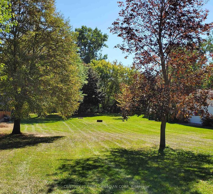 Property Photo:  8275 Goosemarsh Line  ON N0M 1T0 