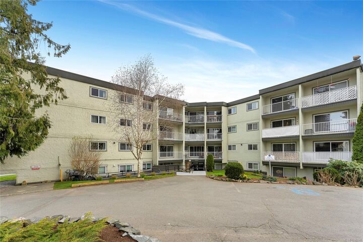 Property Photo:  3040 Pine St #304  BC V0R 1K1 