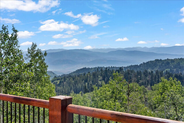 Property Photo:  2209 Woodchuck Way  UT 84017 