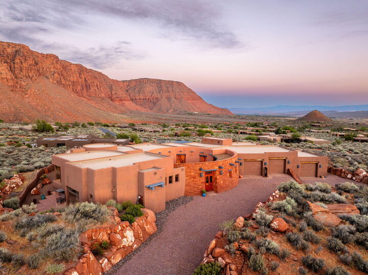 Property Photo:  1958 Cochise Way  UT 84738 