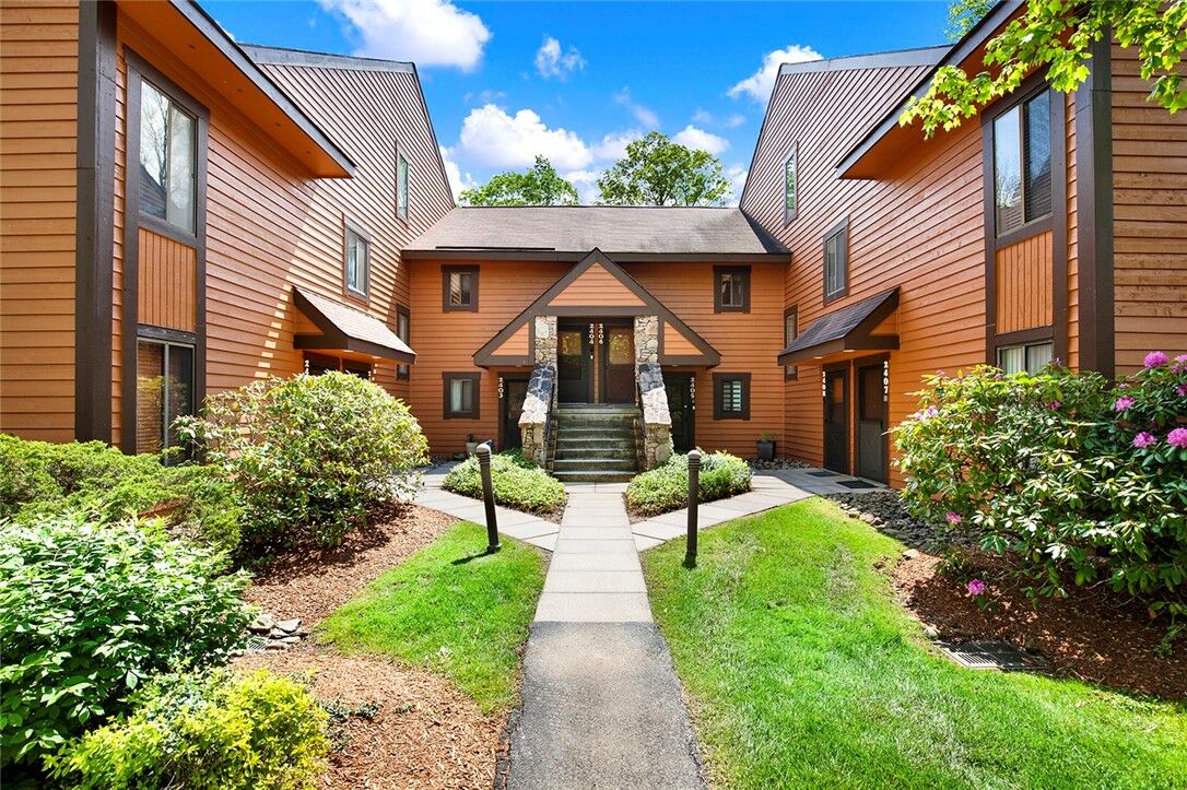 Property Photo: 2405 Swiss Mountain Dr PA 15622