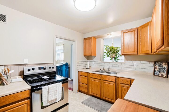 Property Photo:  431 Meadow Lane  OH 45505 