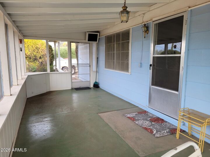Property Photo:  600 El Recreo Court  AZ 85390 