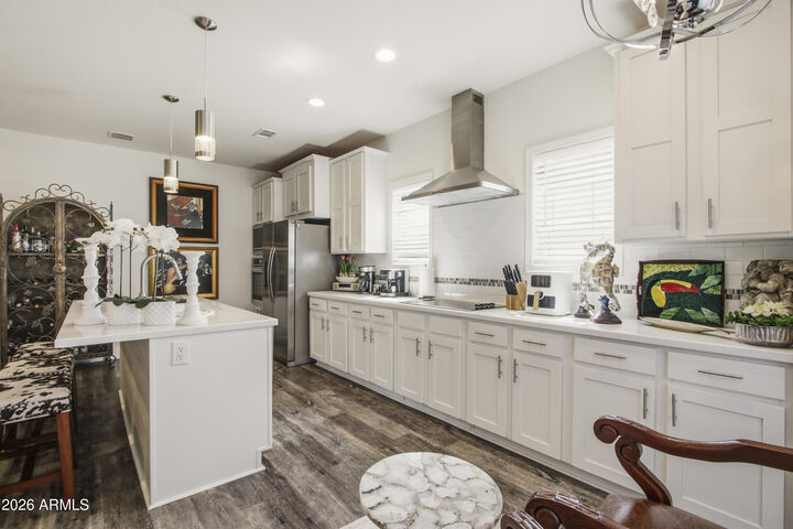 Property Photo: 1085 Crenshaw Avenue AZ 86326