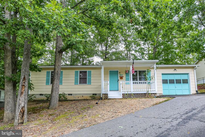 Property Photo: 6317 Plantation Forest Drive VA 22553