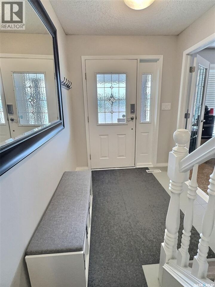 Property Photo: 419 Clasky Drive SK S4A 2P2