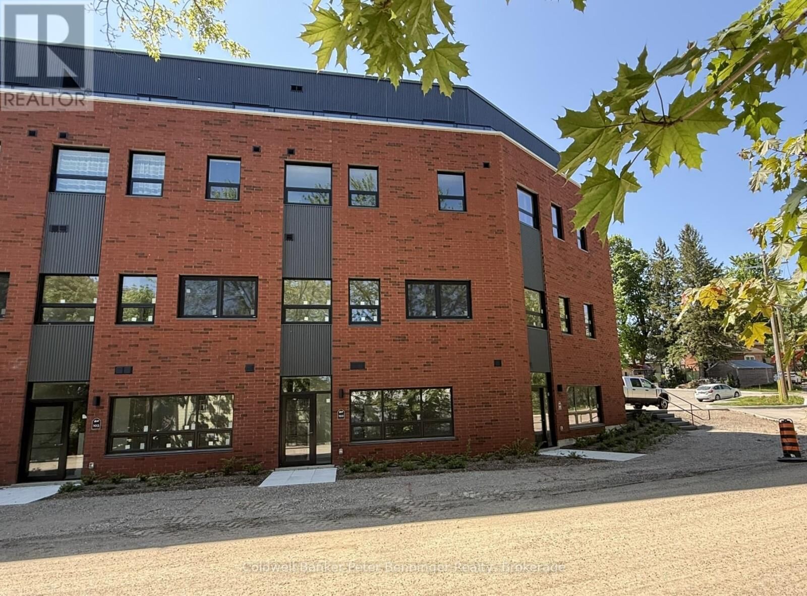 Property Photo: 604 South Queen Street South 401 ON N0G 2N0