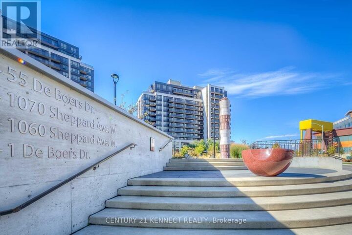 Property Photo:  1070 Sheppard Avenue West 418  ON M3J 0G8 