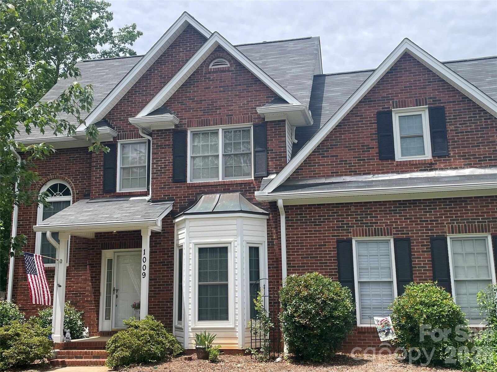 Property Photo: 1009 Millwright Lane NC 28104