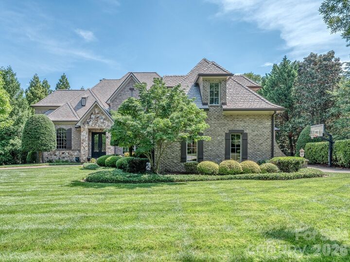Property Photo:  405 Eagle Bend Drive  NC 28173 