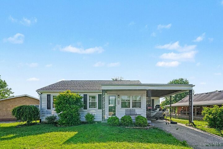 Property Photo: 618 Waverly Drive OH 45013