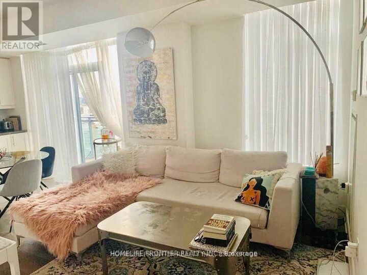 Property Photo:  525 Adelaide Street West Ph25  ON M5V 0N7 