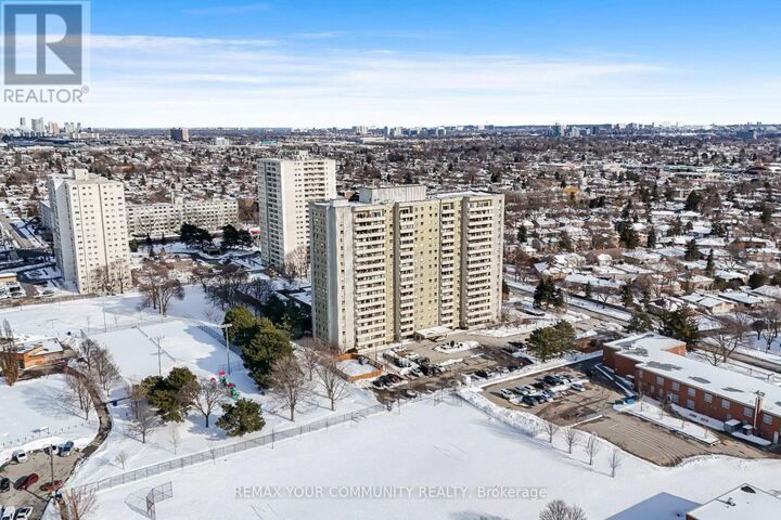 Property Photo: 1338 York Mills Road 1603 ON M3A 3N3