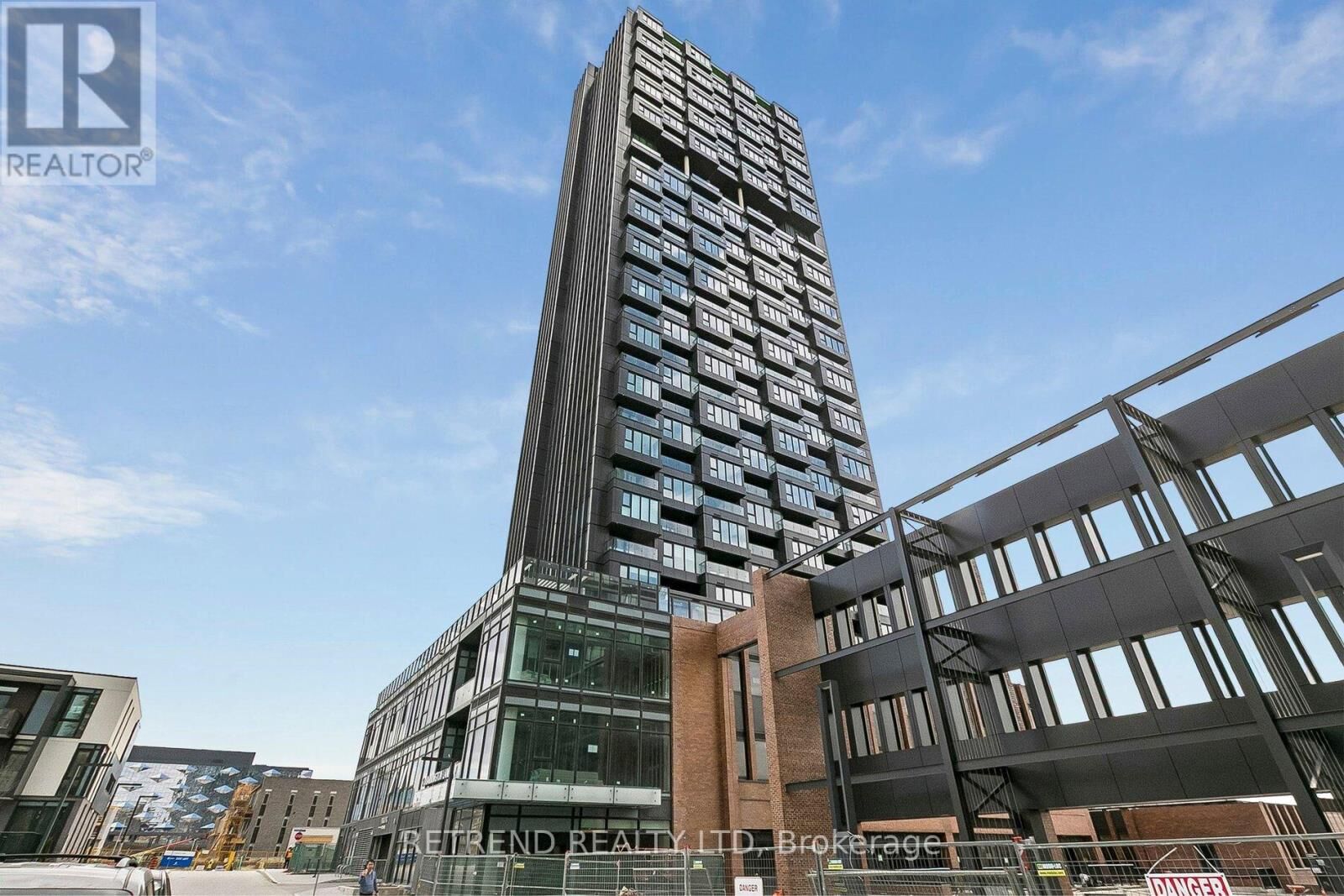 Property Photo:  1 Quarrington Lane 3702  ON M3C 0S4 