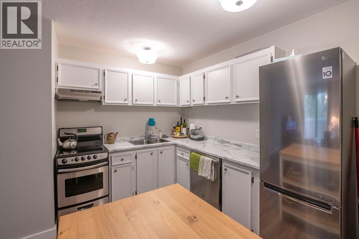 Property Photo: 150 Skaha Place 201 BC V2A 7K1