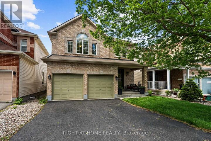 Property Photo:  517 Stonechurch Way  ON K2J 0C6 