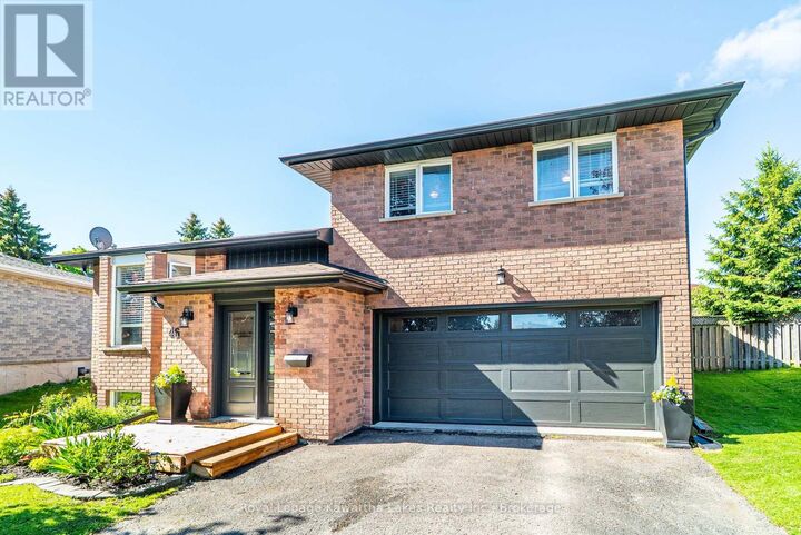 Property Photo:  46 Madill Crescent  ON K9V 5X2 