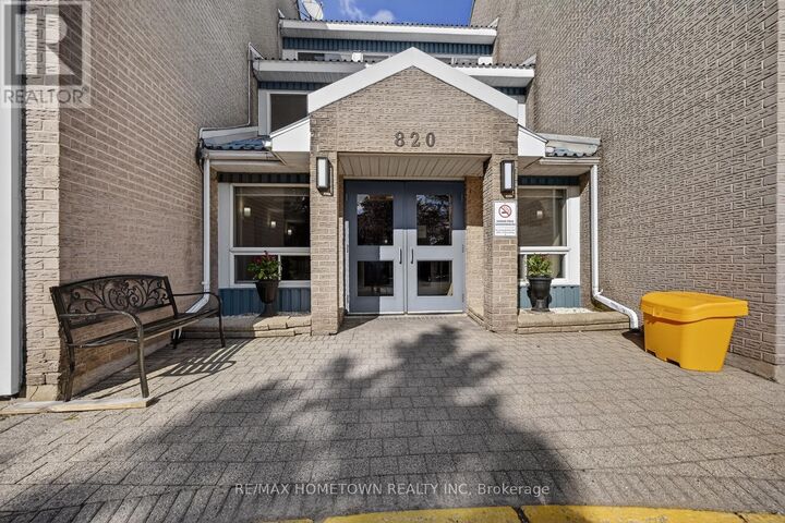 Property Photo:  820 Laurier Boulevard 304  ON K6V 6Z2 