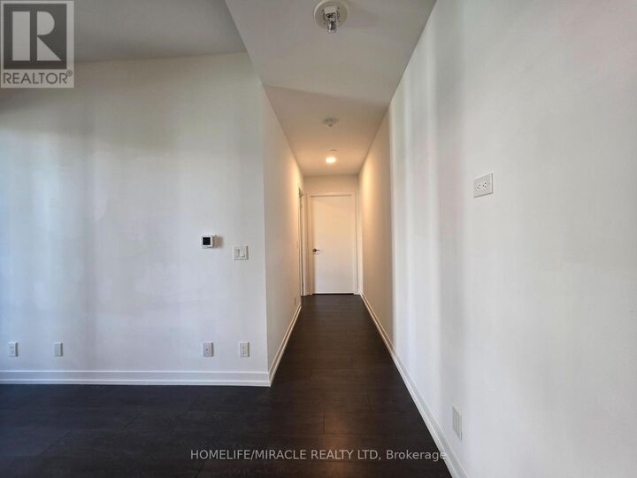 Property Photo:  2020 Bathurst Street 341  ON M5P 0A6 