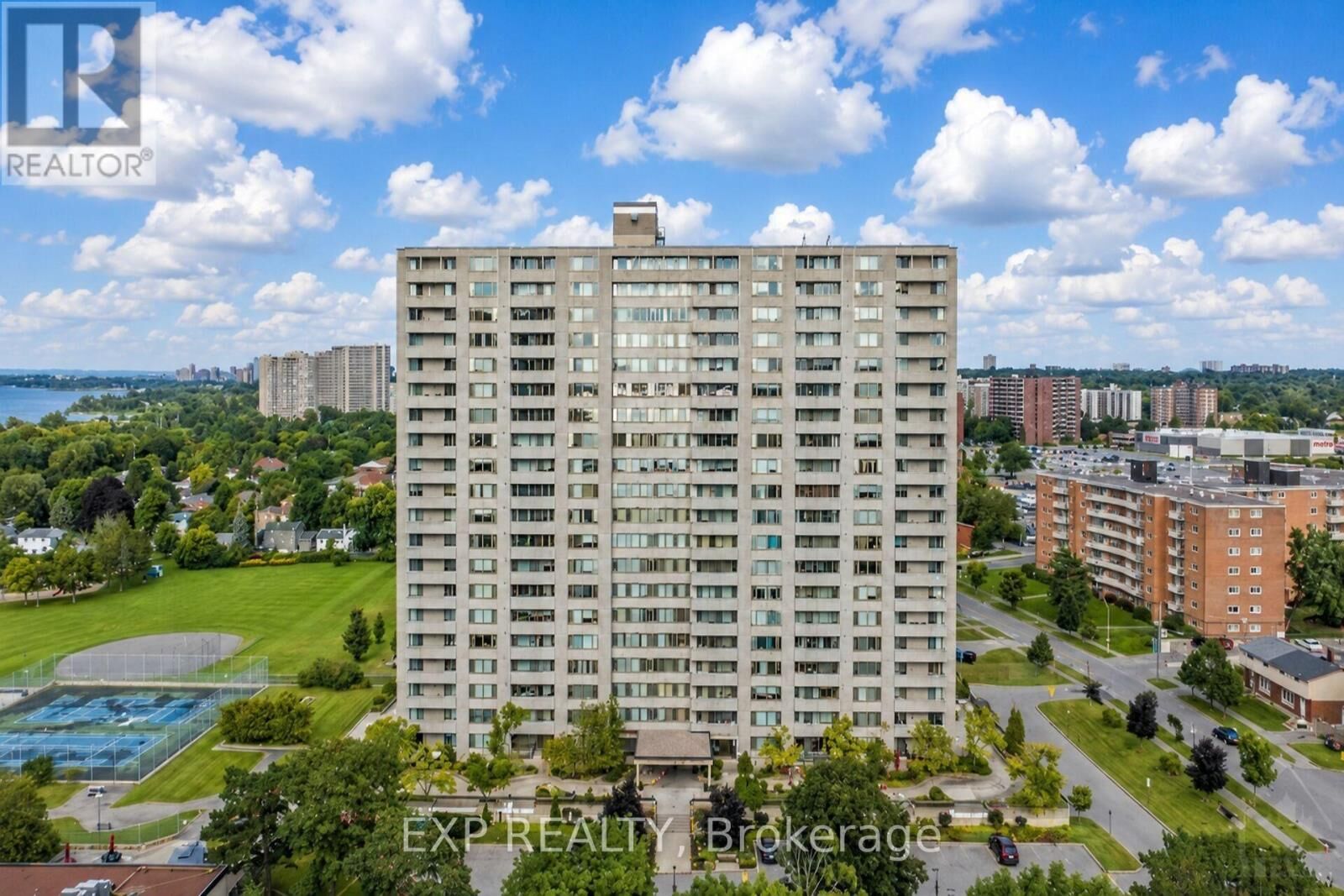 Property Photo: 2625 Regina Street 2008 ON K2B 5W8