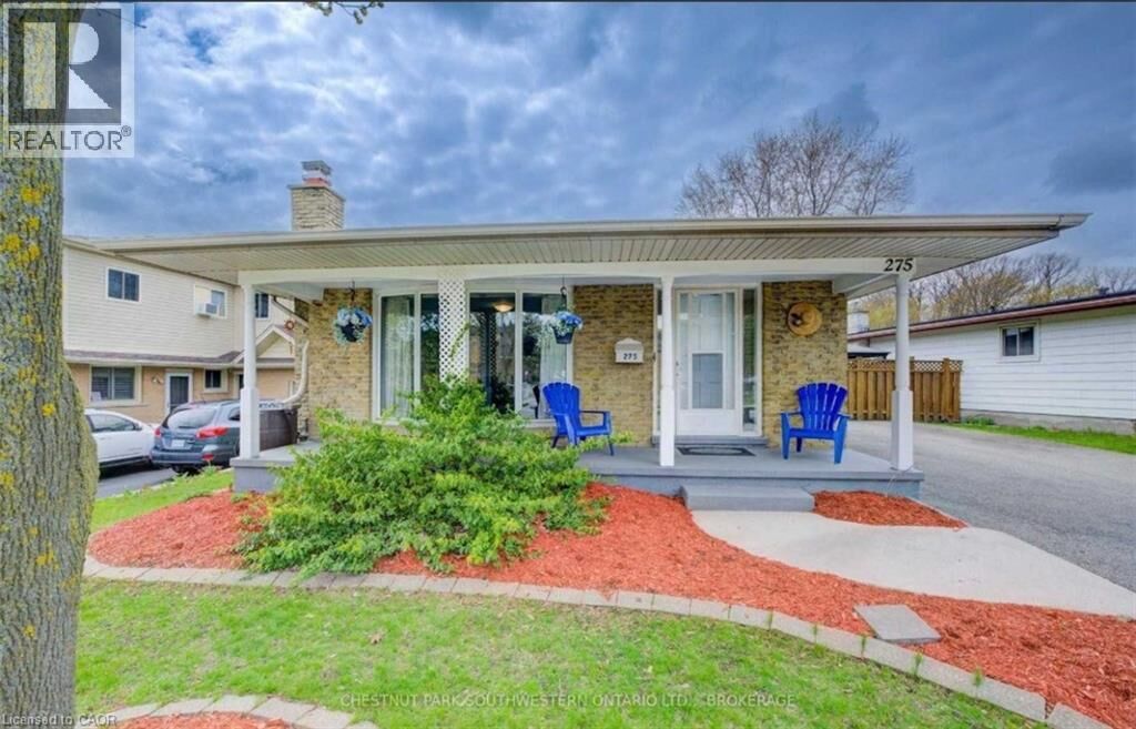 Property Photo: 275 Kingswood Drive Upper ON N2E 1S1