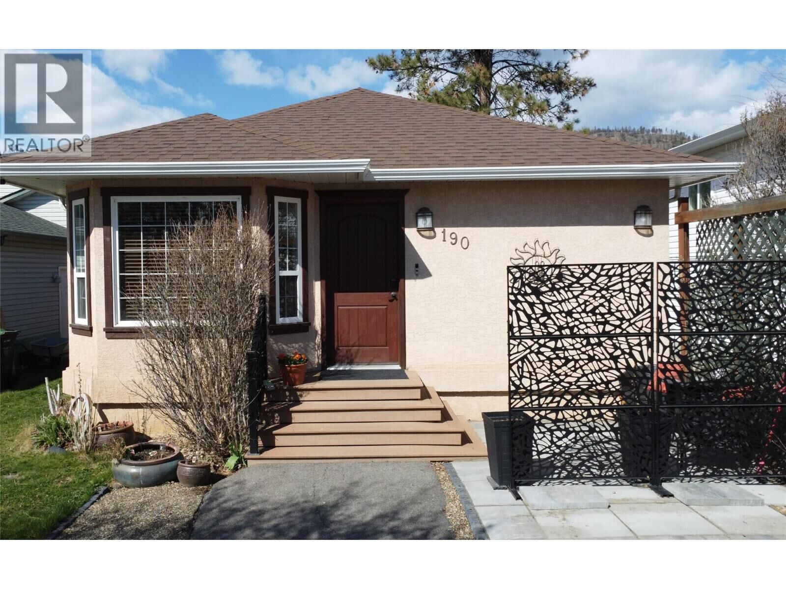 Property Photo: 190 Ritchie Court BC V1V 2A8