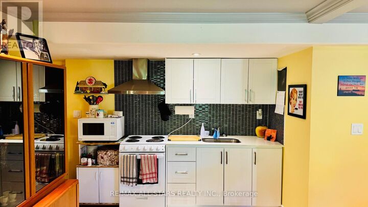 Property Photo:  21 Oakside Drive  ON L9P 2A4 